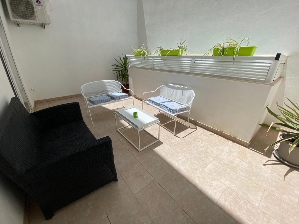 Sunshine Apartments Mellieha - Modern Three Bedroom Ground Floor Apartment With Yard Kültér fotó