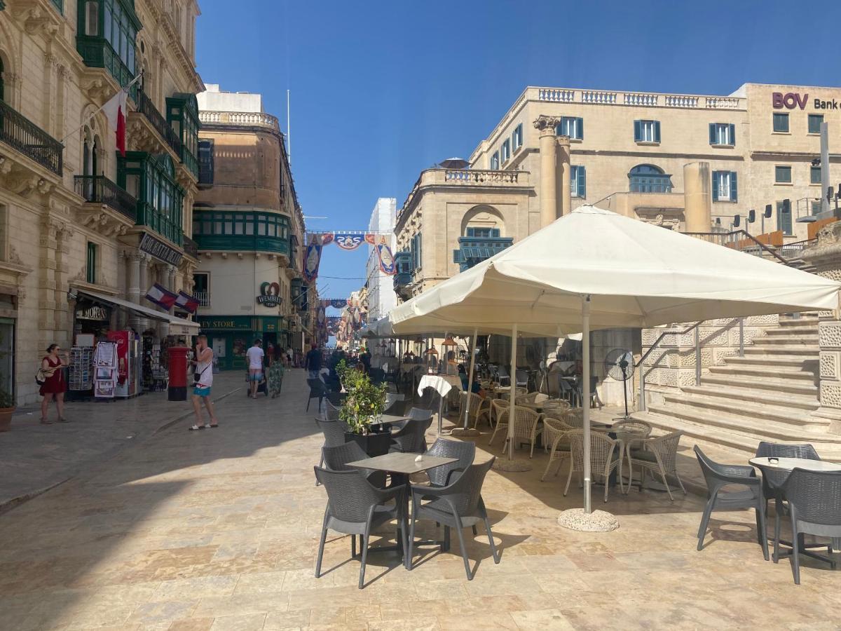 Sunshine Apartments Mellieha - Modern Three Bedroom Ground Floor Apartment With Yard Kültér fotó